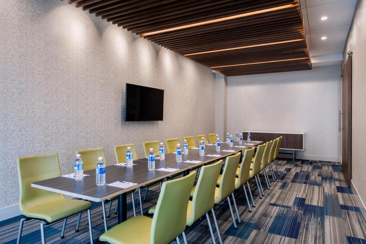 Holiday Inn Express & Suites Kelowna - East By Ihg Luaran gambar