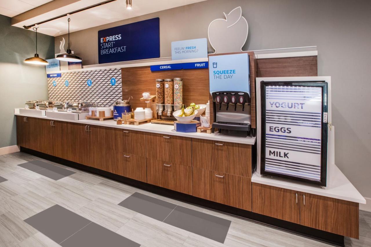 Holiday Inn Express & Suites Kelowna - East By Ihg Luaran gambar